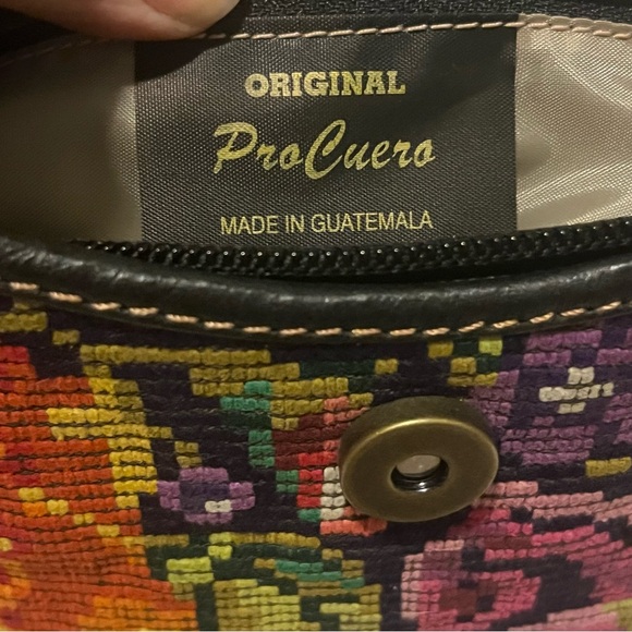 NWT, Vintage, Antiqua, Original Pro Cuero, Floral Maya Tapestry Shoulder Purse - Picture 8 of 9